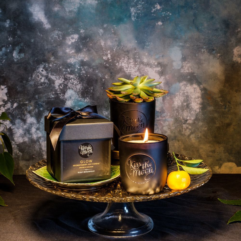 GLOW AROMATHERAPY SOY CANDLE | Revive with Orange & Geranium