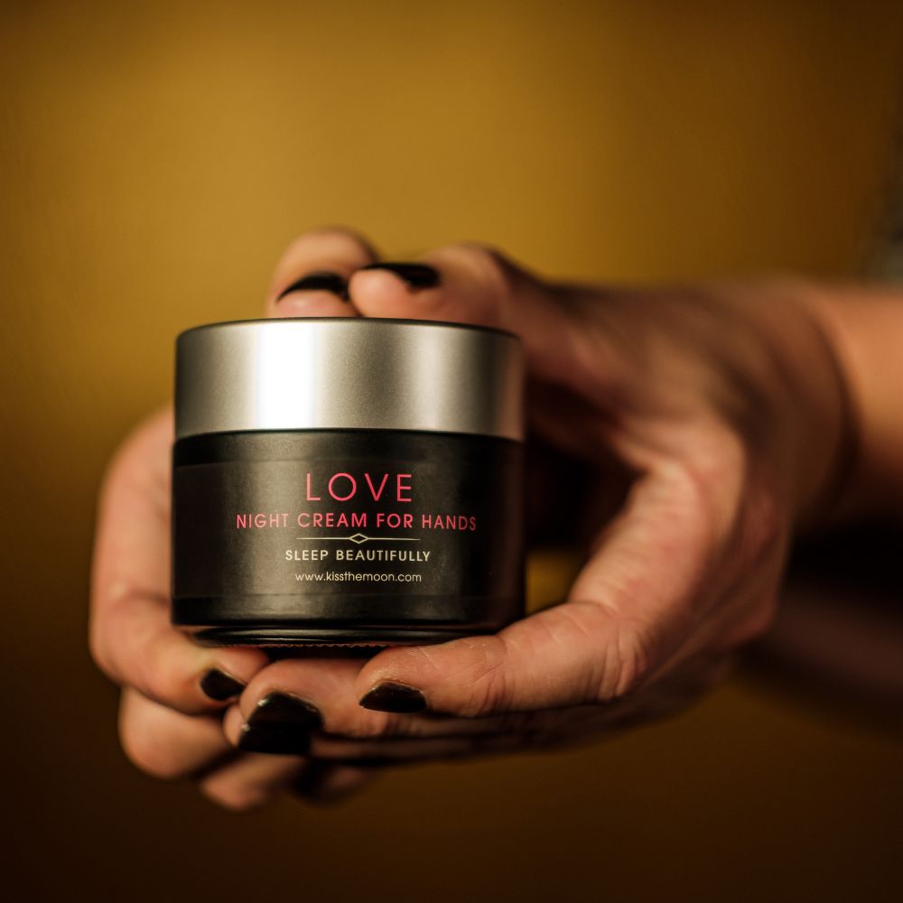 TIME TO TREAT SET | Night time nourishment for hands and feet