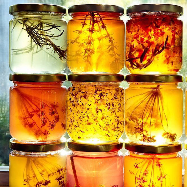 ANOTHER NATURAL WONDER: HERB-INFUSED HONEY