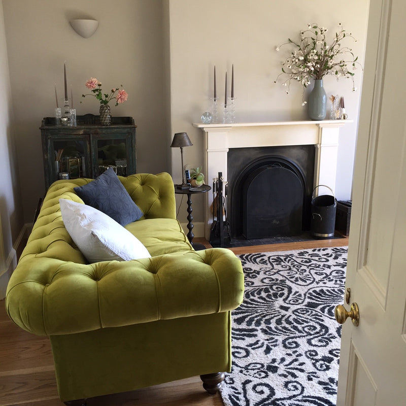 FIVE WAYS TO BRING JOY INTO YOUR HOME