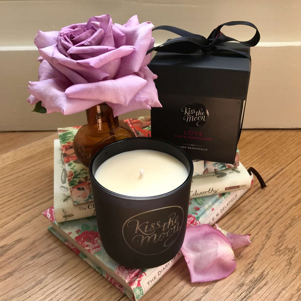 STYLENEST LOVE CANDLE REVIEW - 29 JANUARY 2019