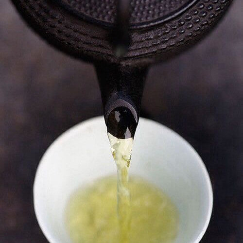 WHITE TEA MAGIC